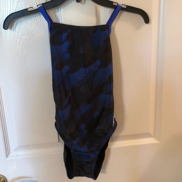 BNWT Competitive Speedo Swim Suit Size 30 - Picture 3 of 9